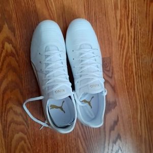 Men's puma king pro soccer cleats